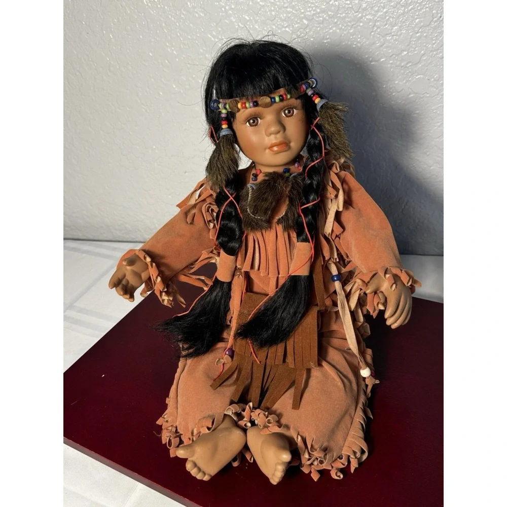 Southwestern NATIVE American Girl porcelain doll, Sz 16in/12in Seated